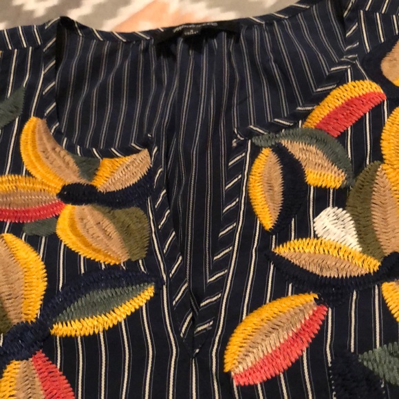 Madewell Embroidered Blue/White Top Size S NWOT - Picture 7 of 11